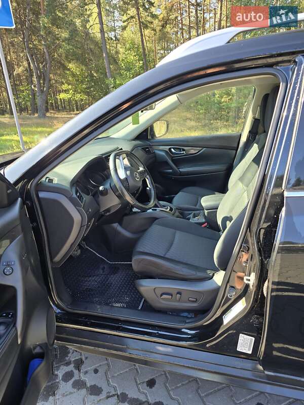 Внедорожник / Кроссовер Nissan Rogue 2019 в Маневичах