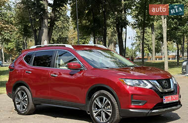 Внедорожник / Кроссовер Nissan Rogue 2018 в Киеве