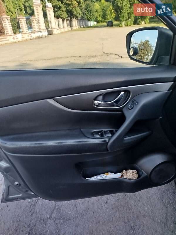 Внедорожник / Кроссовер Nissan Rogue 2015 в Нежине