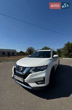 Внедорожник / Кроссовер Nissan Rogue 2015 в 