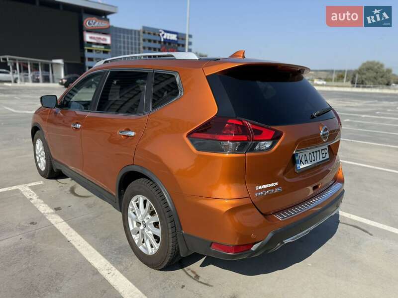Внедорожник / Кроссовер Nissan Rogue 2019 в Киеве