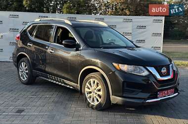 Внедорожник / Кроссовер Nissan Rogue 2018 в Луцке