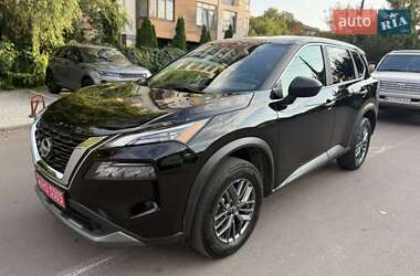 Внедорожник / Кроссовер Nissan Rogue 2023 в Киеве