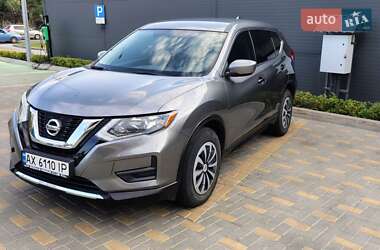 Внедорожник / Кроссовер Nissan Rogue 2016 в Виннице