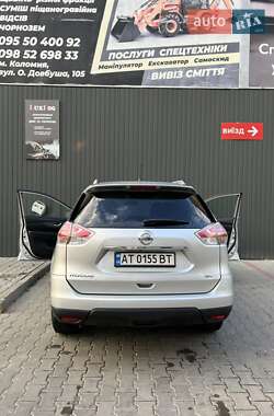 Внедорожник / Кроссовер Nissan Rogue 2016 в 