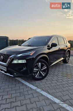 Внедорожник / Кроссовер Nissan Rogue 2021 в 
