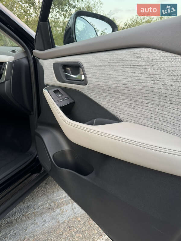 Позашляховик / Кросовер Nissan Rogue 2023 в Кам'янському фото 18 Позашляховик / Кросовер Nissan Rogue 2023 в Кам'янському