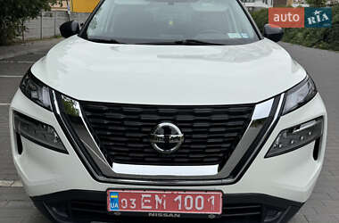 Внедорожник / Кроссовер Nissan Rogue 2020 в Луцке