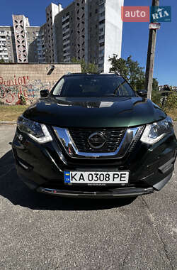 Внедорожник / Кроссовер Nissan Rogue 2019 в Киеве