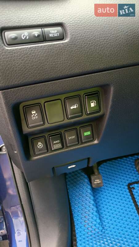 Позашляховик / Кросовер Nissan Rogue 2018 в Ніжині