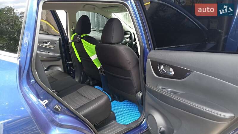 Позашляховик / Кросовер Nissan Rogue 2018 в Ніжині