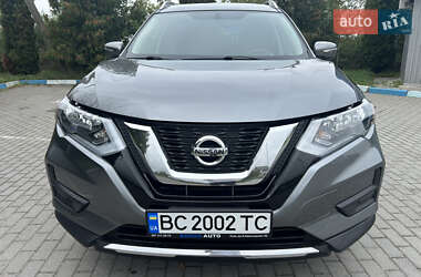Внедорожник / Кроссовер Nissan Rogue 2015 в Львове