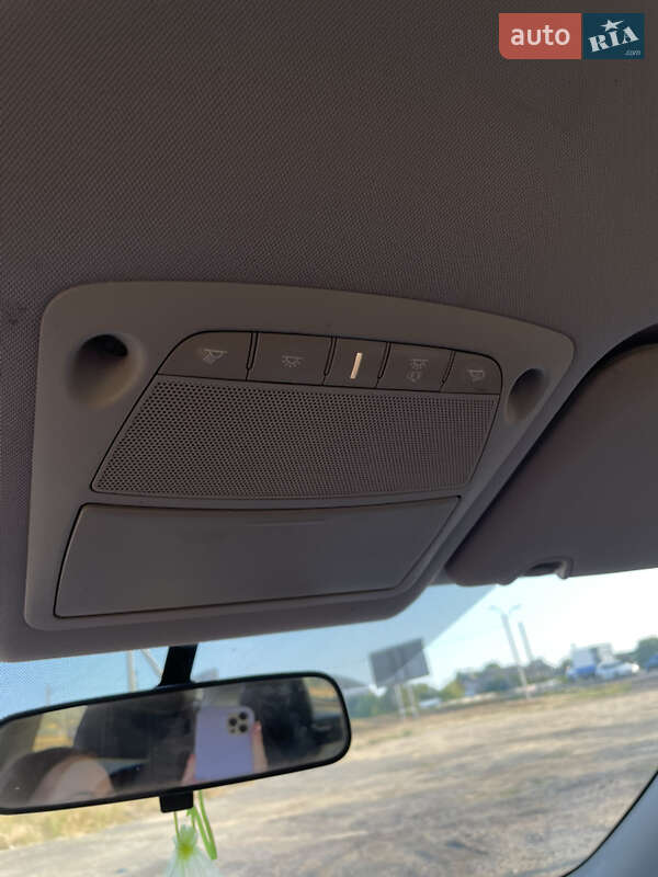 Внедорожник / Кроссовер Nissan Rogue 2016 в Одессе