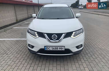 Внедорожник / Кроссовер Nissan Rogue 2016 в Радехове