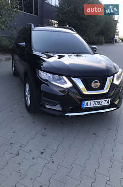 Внедорожник / Кроссовер Nissan Rogue 2017 в Белой Церкви