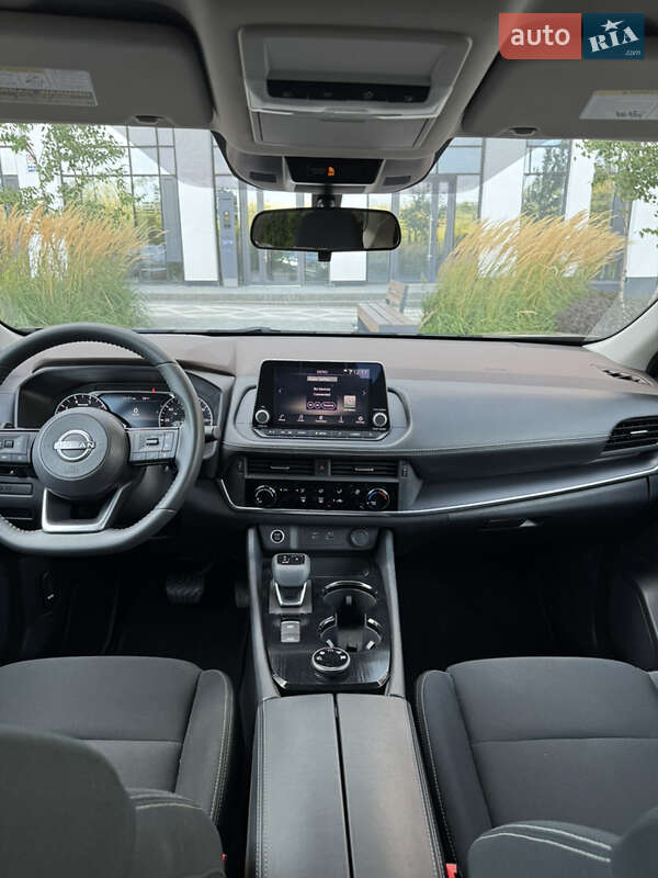 Внедорожник / Кроссовер Nissan Rogue 2022 в Киеве