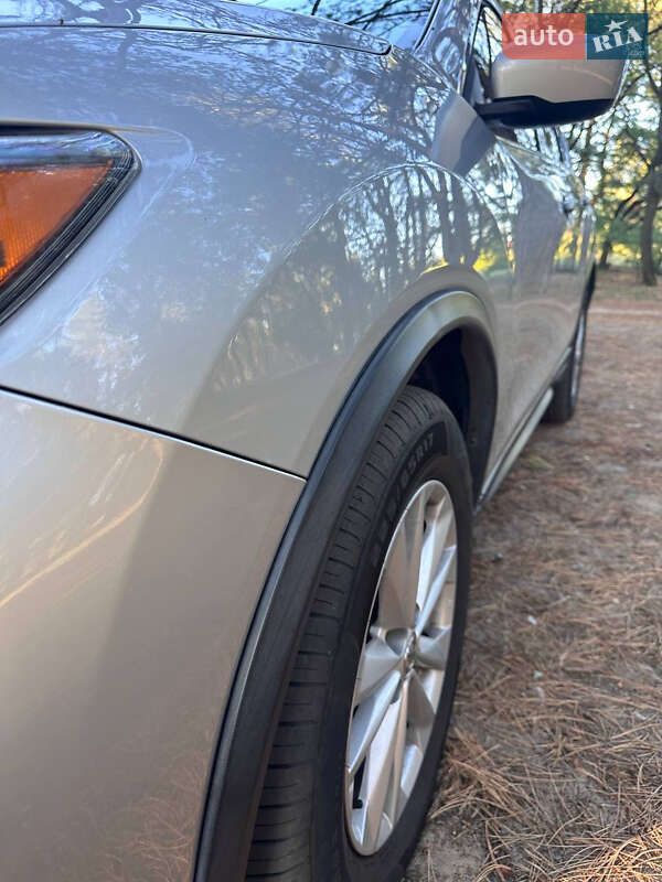 Позашляховик / Кросовер Nissan Rogue 2017 в Дніпрі фото 16 Позашляховик / Кросовер Nissan Rogue 2017 в Дніпрі