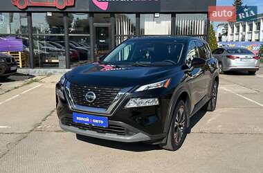Позашляховик / Кросовер Nissan Rogue 2021 в Києві