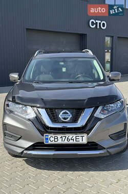 Внедорожник / Кроссовер Nissan Rogue 2017 в Чернигове