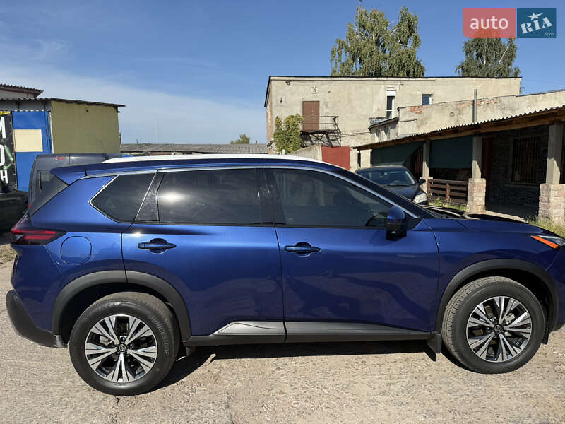 Позашляховик / Кросовер Nissan Rogue 2020 в Чернігові