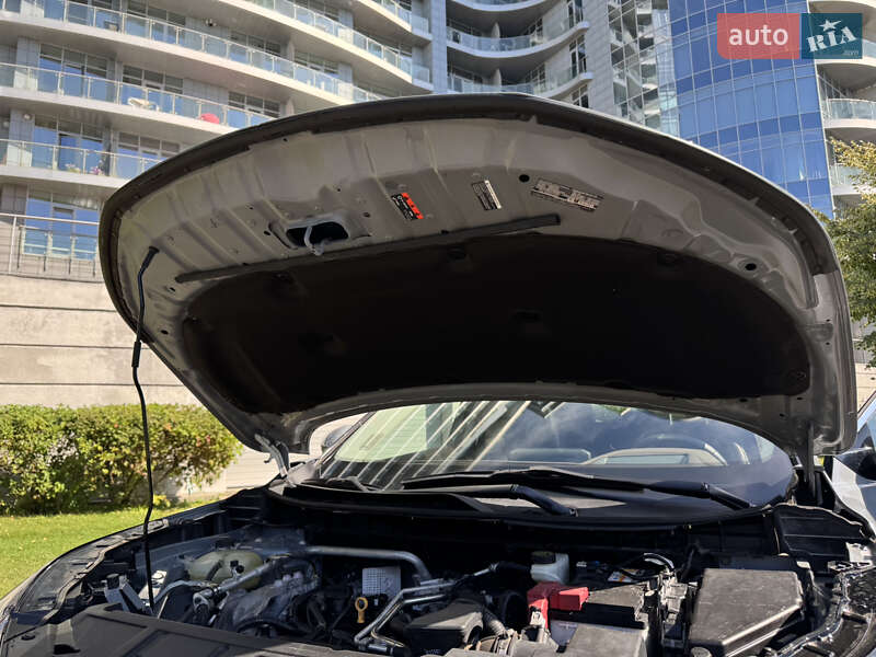 Позашляховик / Кросовер Nissan Rogue 2021 в Києві