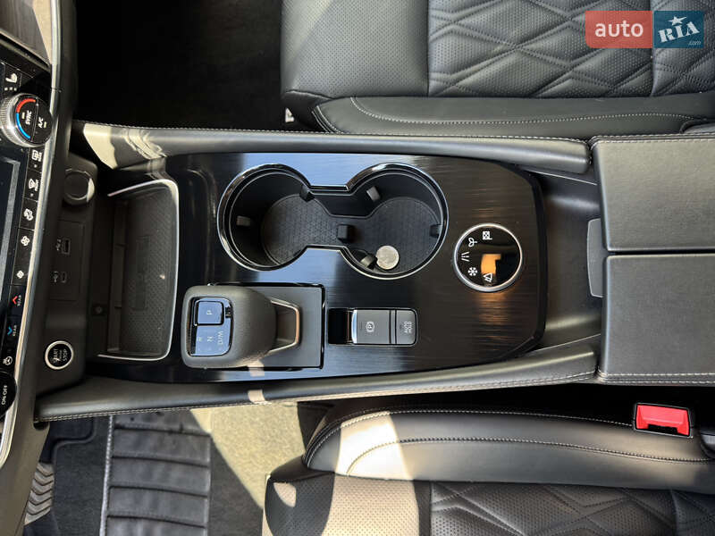 Позашляховик / Кросовер Nissan Rogue 2021 в Києві