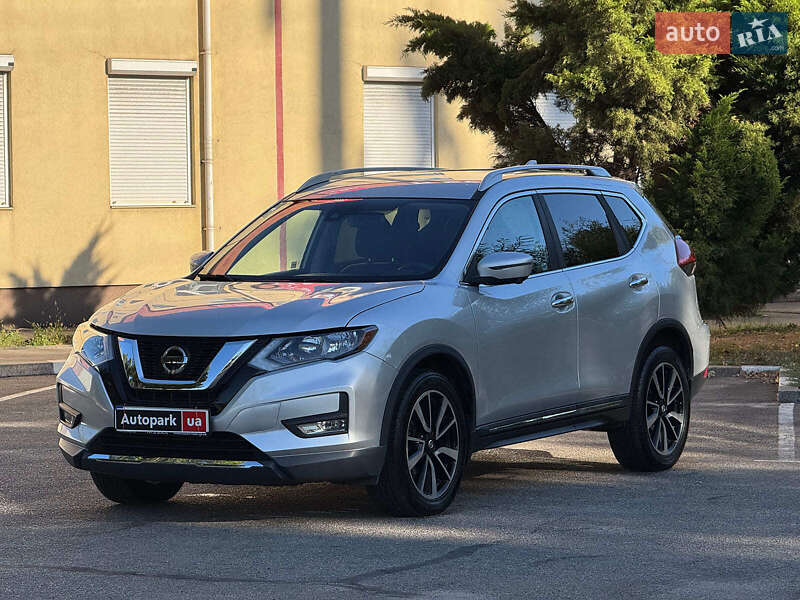 Внедорожник / Кроссовер Nissan Rogue 2019 в 
