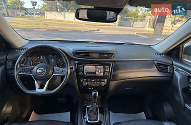 Внедорожник / Кроссовер Nissan Rogue 2019 в 