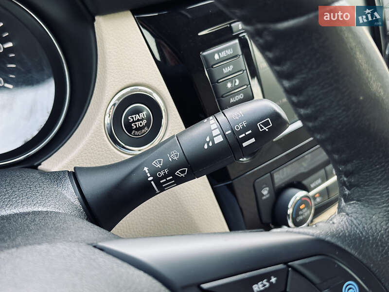 Позашляховик / Кросовер Nissan Rogue 2019 в Кременчуці