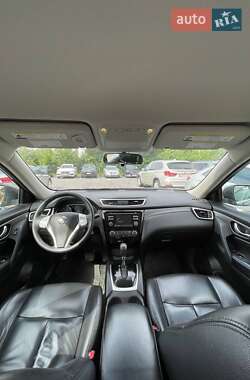 Внедорожник / Кроссовер Nissan Rogue 2015 в 