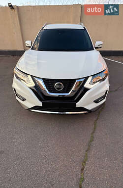 Внедорожник / Кроссовер Nissan Rogue 2018 в Одессе