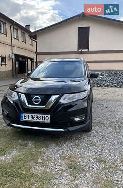 Внедорожник / Кроссовер Nissan Rogue 2018 в Харькове