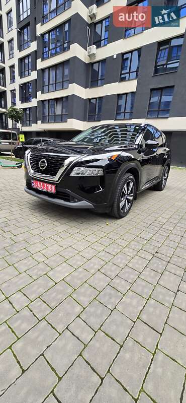 Внедорожник / Кроссовер Nissan Rogue 2020 в Ивано-Франковске