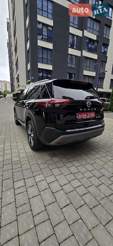 Внедорожник / Кроссовер Nissan Rogue 2020 в Ивано-Франковске