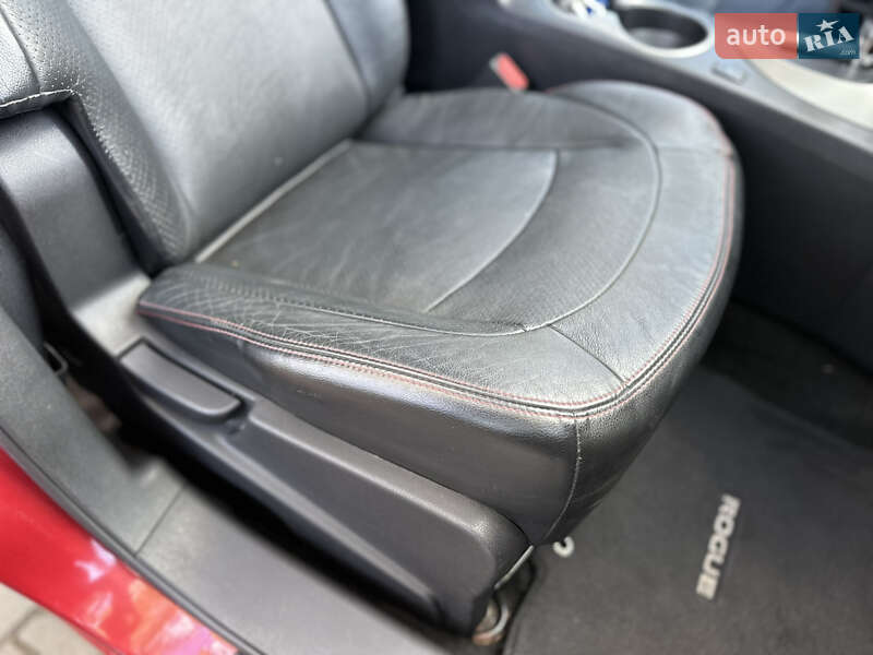 Позашляховик / Кросовер Nissan Rogue 2011 в Одесі