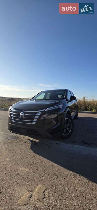 Внедорожник / Кроссовер Nissan Rogue 2024 в 