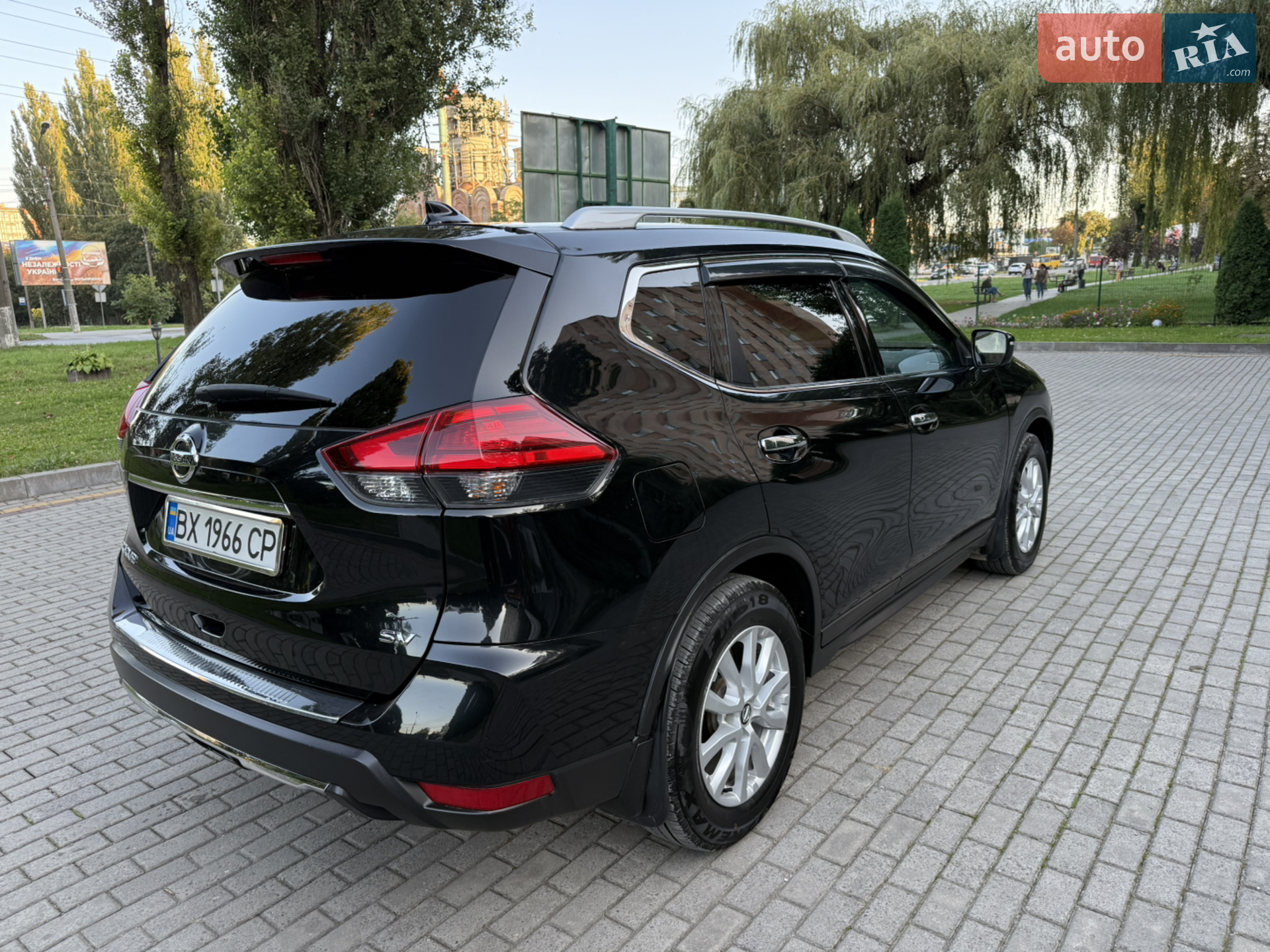 2017 Nissan Rogue - мініатюра 9