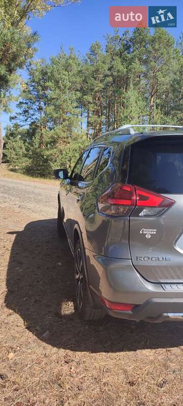 Позашляховик / Кросовер Nissan Rogue 2018 в Павлограді