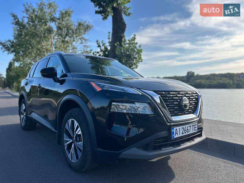 Внедорожник / Кроссовер Nissan Rogue 2021 в 