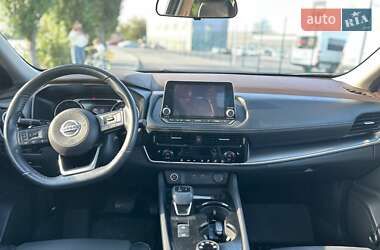 Внедорожник / Кроссовер Nissan Rogue 2021 в 