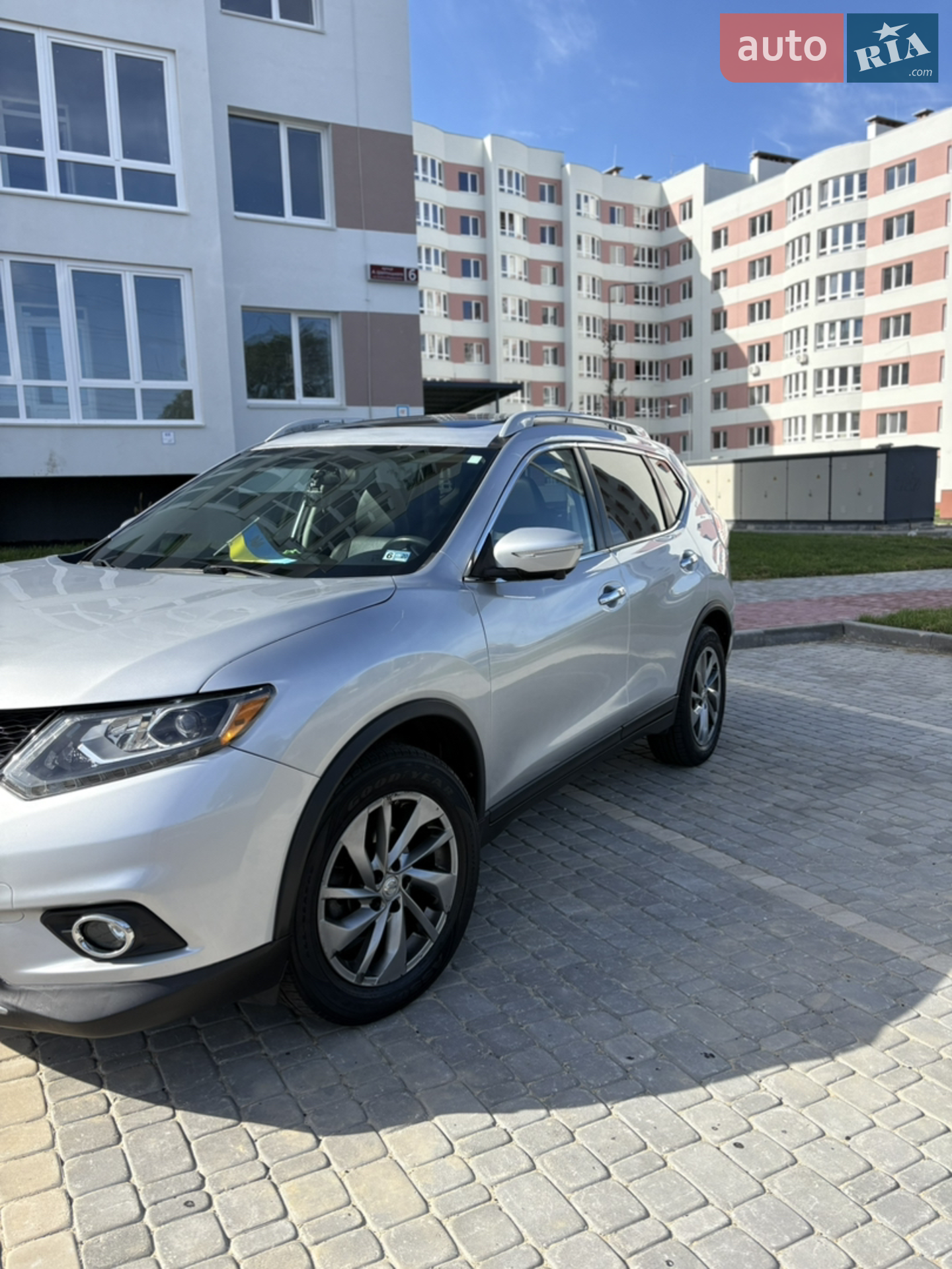 2014 Nissan Rogue - мініатюра 2