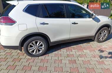Позашляховик / Кросовер Nissan Rogue 2015 в 