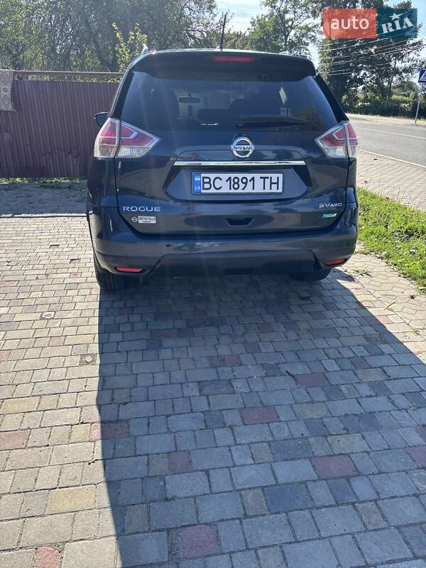 Внедорожник / Кроссовер Nissan Rogue 2015 в Самборе