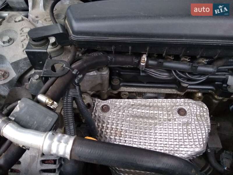 Позашляховик / Кросовер Nissan Rogue 2013 в Мостиській