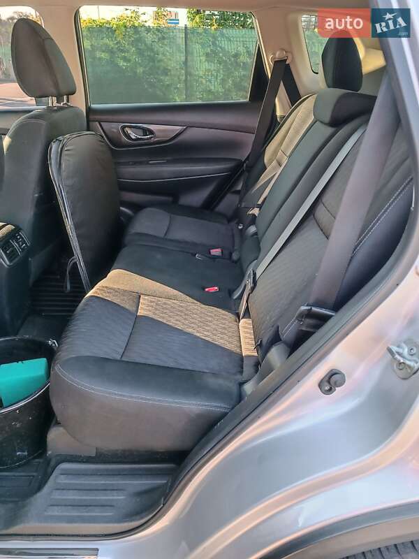 Внедорожник / Кроссовер Nissan Rogue 2018 в Киеве