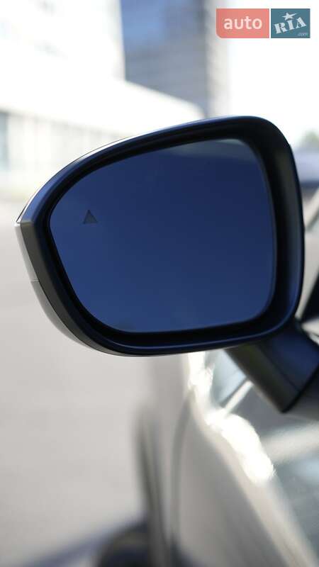 Позашляховик / Кросовер Nissan Rogue 2023 в Дніпрі