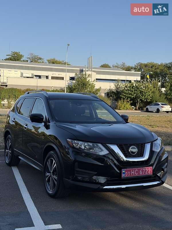 Позашляховик / Кросовер Nissan Rogue 2019 в Миколаєві