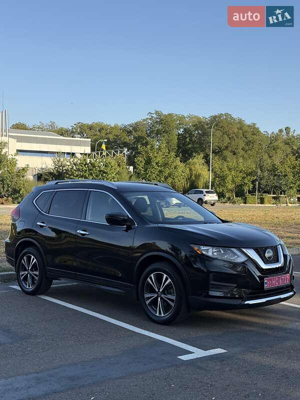 Позашляховик / Кросовер Nissan Rogue 2019 в Миколаєві