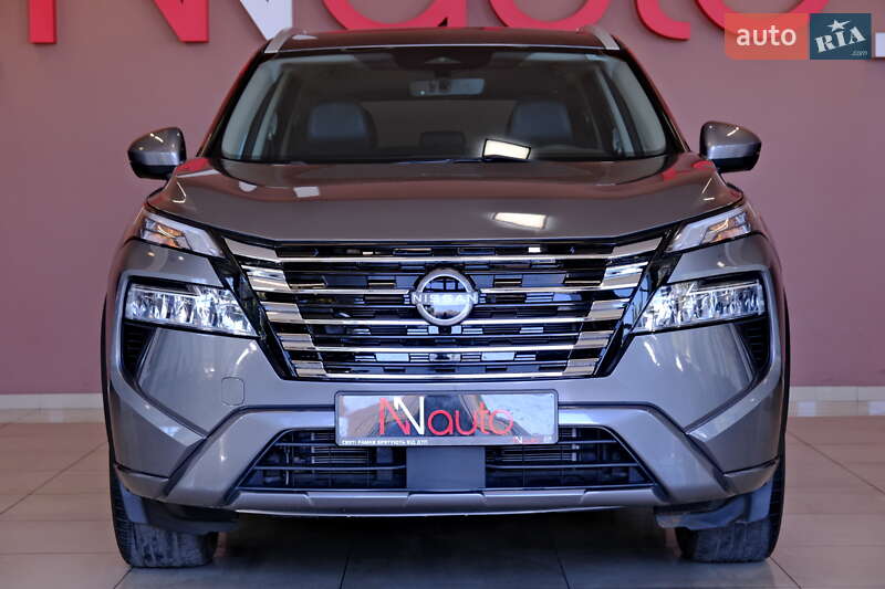 Внедорожник / Кроссовер Nissan Rogue 2023 в Одессе