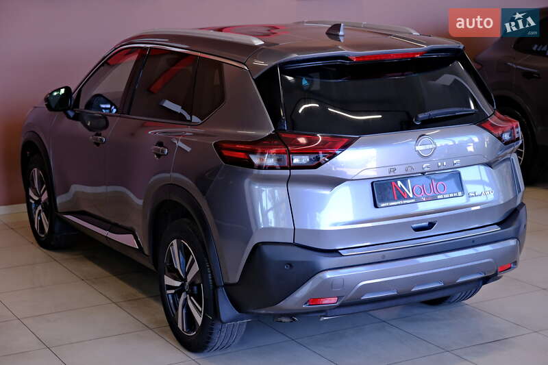 Внедорожник / Кроссовер Nissan Rogue 2023 в Одессе